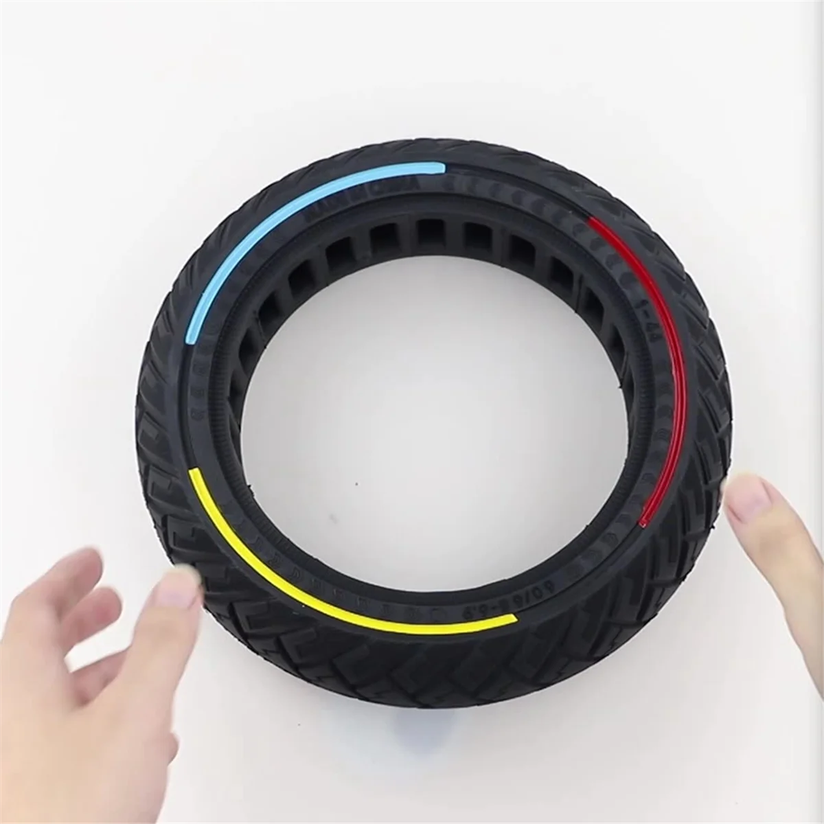 جديد Ulip60/65-6.9 أربعة ألوان نمط الجناح على الطرق الوعرة الإطارات الصلبة ماكس G2 G65 عجلة التزلج الأسود