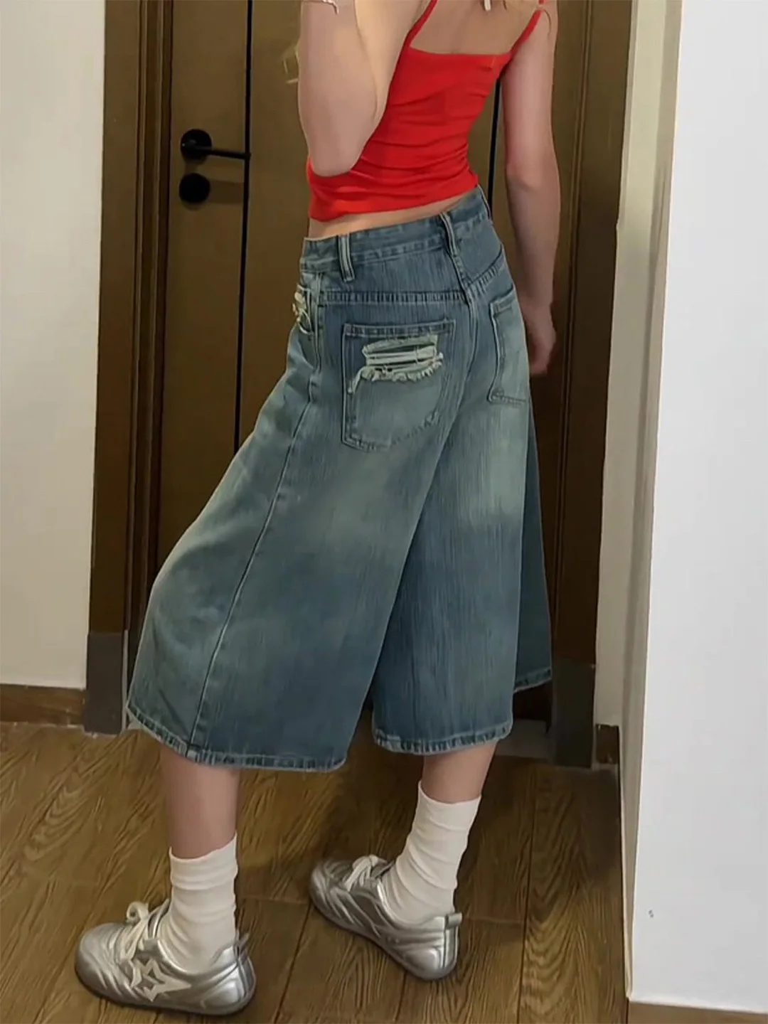 

Summer 2026 High Waist Wide Leg Short Jeans Women's Vintage Washed Light Blue Denim Pants Breathable Comfortable Straight Cut