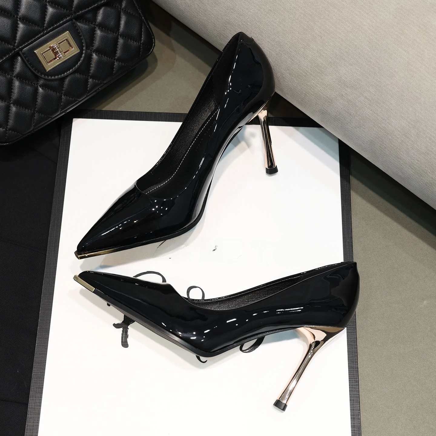 

Elegant Pointed Toe High Heels Women's Shoes Thin Stiletto Non-Tiring Black Leather Fashionable Autumn Season Luxury Sensation