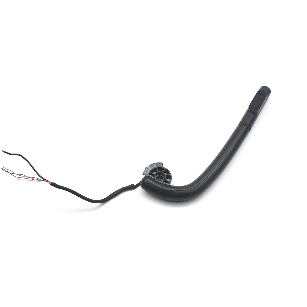 Una parte di ricambio per microfono delle cuffie da gioco Logitech G533, parte utilizzata