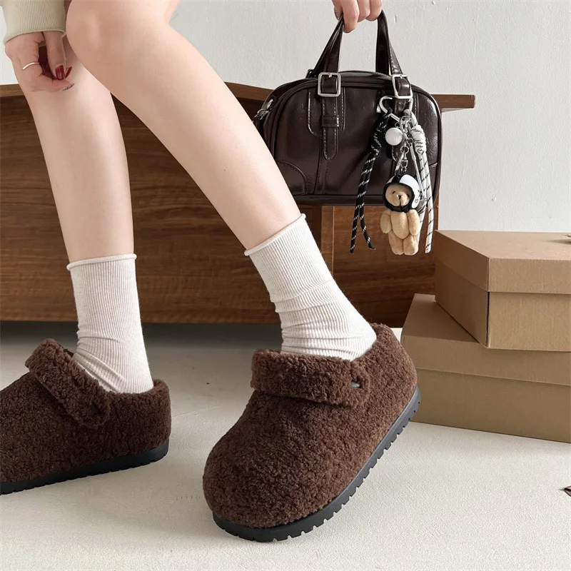 

Fashionable Warm Cotton Slippers Beige Retro Flat Fur Slippers Women's New Winter Outer Wear Baotou Heightening Comfort Slippers