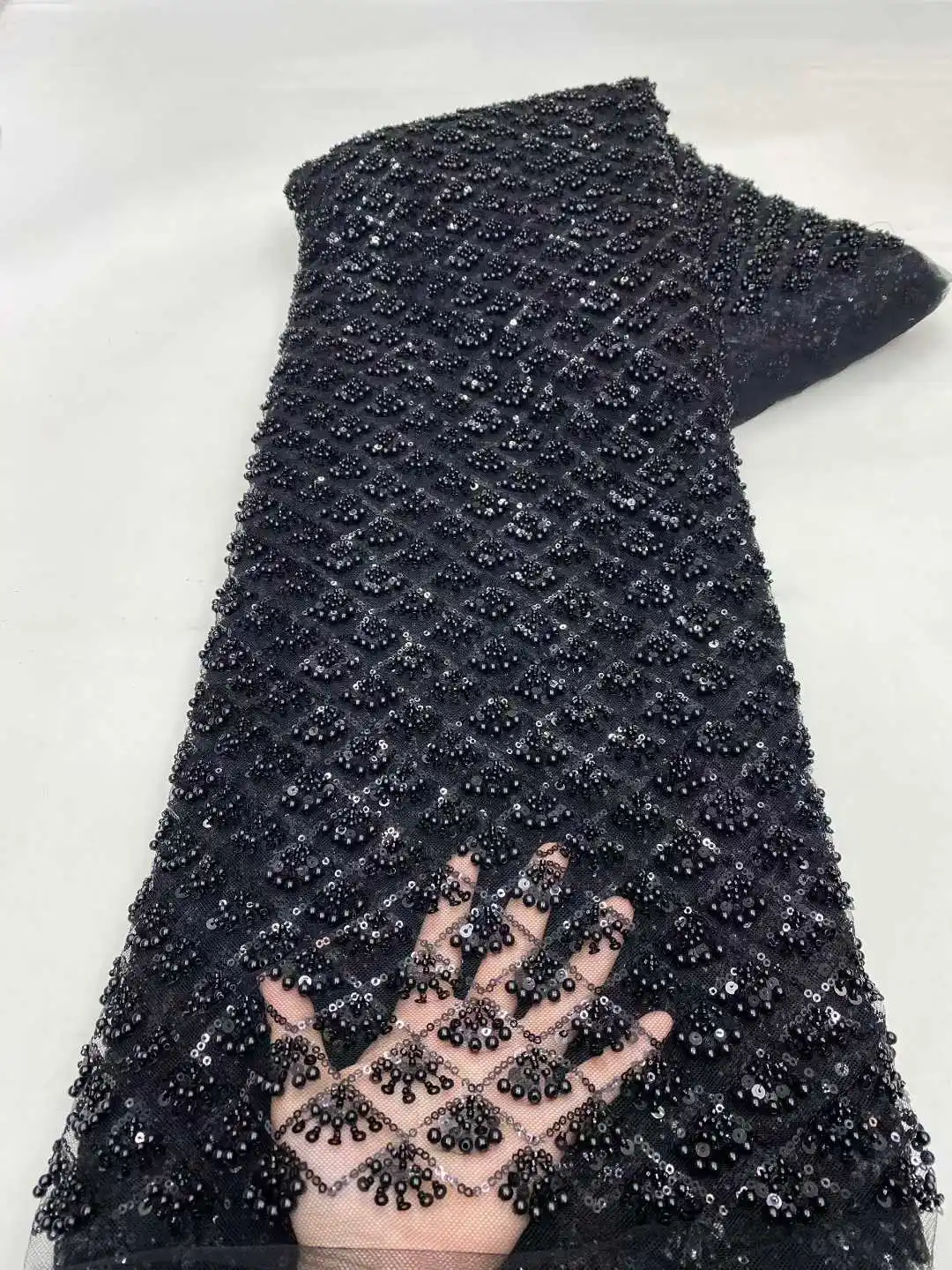 Newest Nigerian Beaded Embroidery Lace 2025 High Quality French Net Sequins Tulle African Lace Fabric for Luxury Wedding Party