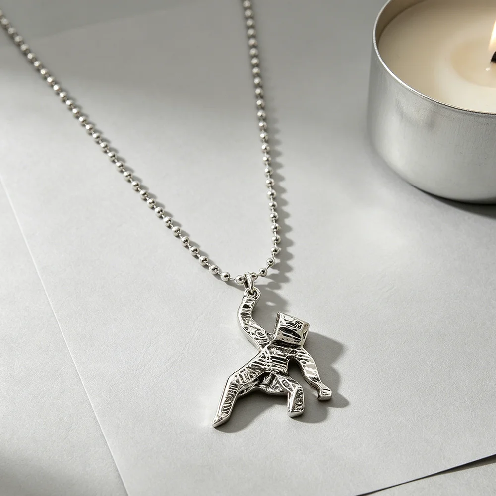 Project Hail Mary Ryland Grace 3D Pendant Necklace - Alien Character Inspired Rocky Climbing Man Jewelry for Fans Holiday Gifts