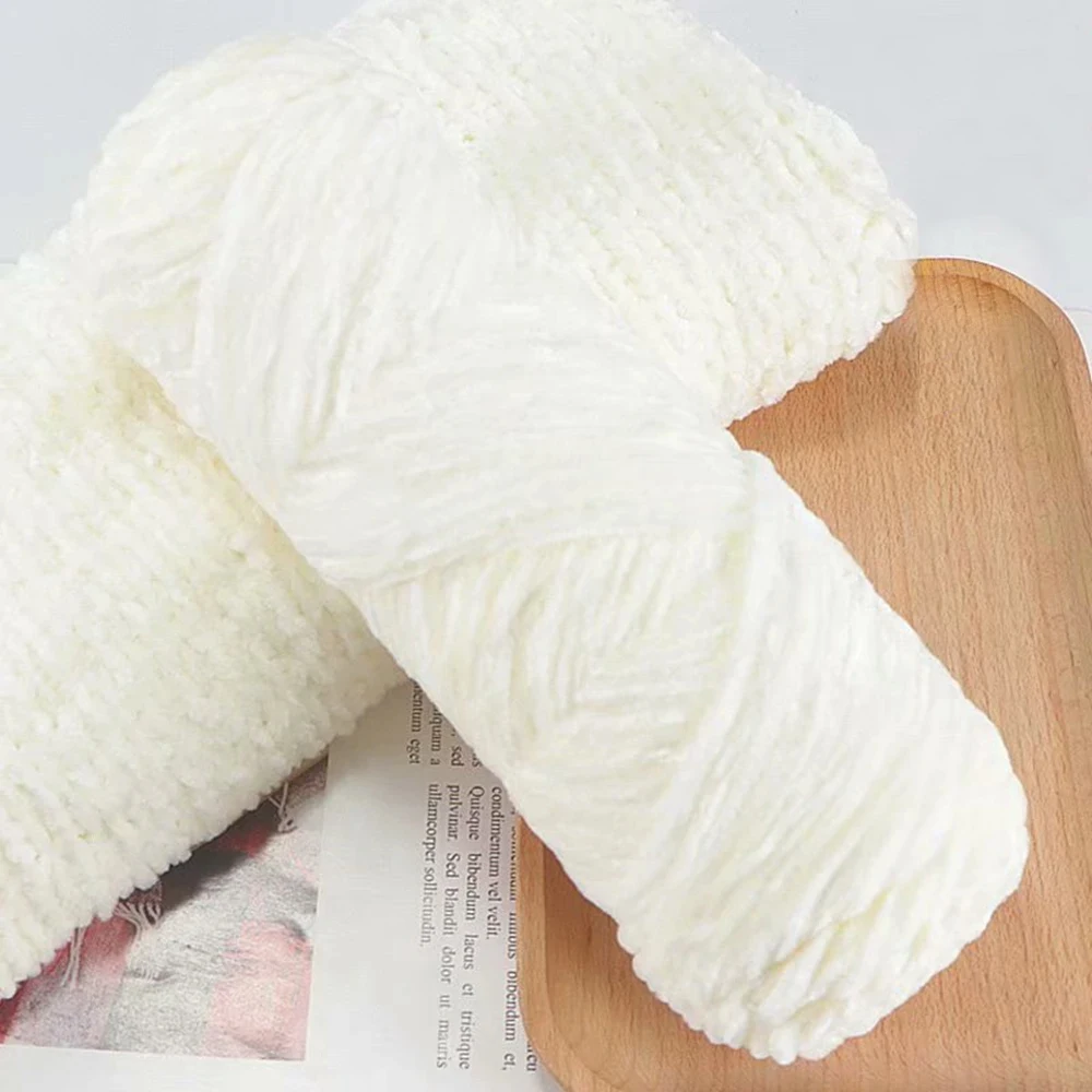95g Chenille zacht fluwelen garen gemengd breiwol gehaakte handgemaakte sjaal jas babydeken en muts - afbeelding 1