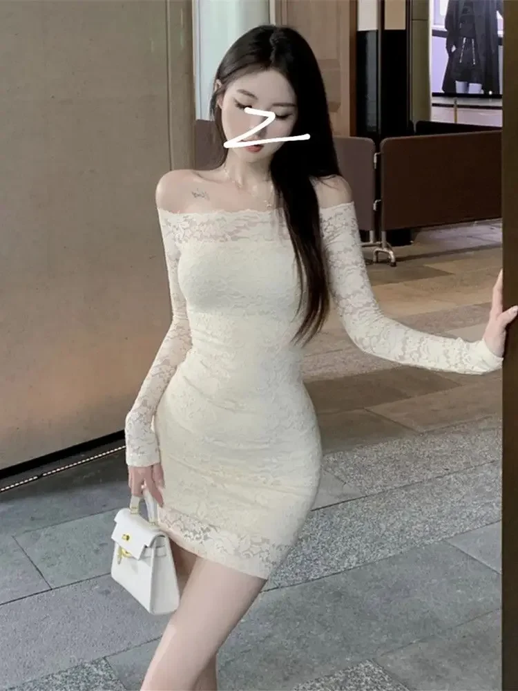 Weiß Sexy Elegante Spitze Kleid Frauen Slash Neck Koreanische Mode Party Kleid Weibliche Bodycon Designer Vintage Kleid 2025, Herbst Neue