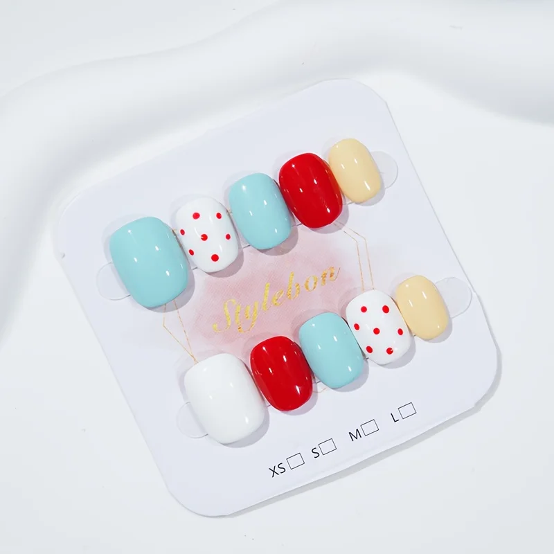 10 個手作りプレス爪ドーパミンマカロン水玉ソリッドカラー付け爪ショートオーバル取り外し可能なウェアラブルネイル女性のための