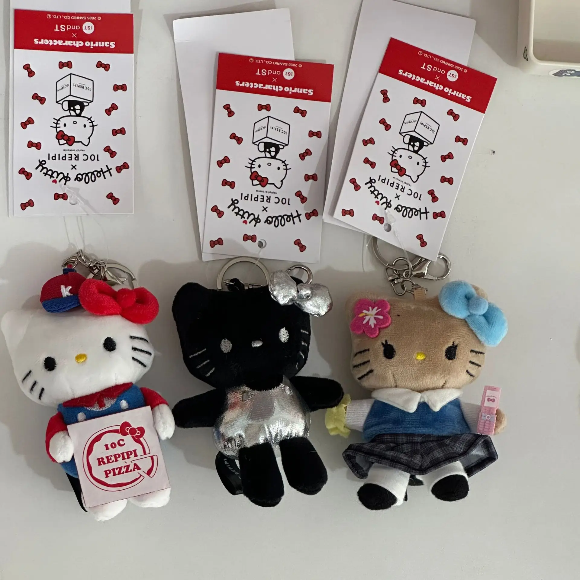 

Hello Kitty Plush Toy Keychain Black Skin Kt Cat Soft Stuffed Doll Pendant Car Key Ring Backpack Bag Decor Kid Gift