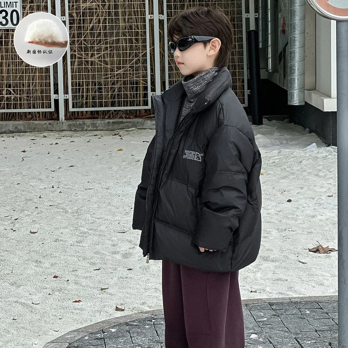 

2025 новые зимние модные пуховики для мальчиков, детская зимняя корейская лыжная одежда, теплая куртка, эксклюзивная одежда, простой стиль