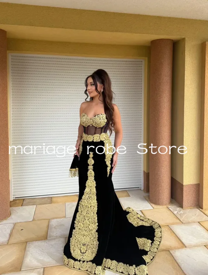

Black Velvet Mermaid Long Prom Formal Dresses Luxury Gold Applique Corset Boning Albanian Kosova Evening Gown Customsized