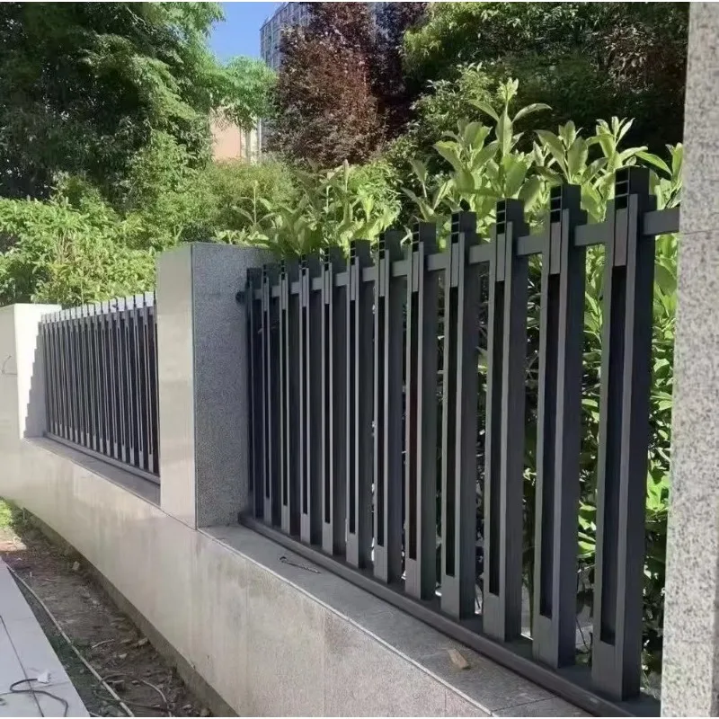 

Декоративный забор для патио System Villa: Легко устанавливаемый алюминиевый забор для обеспечения приватности