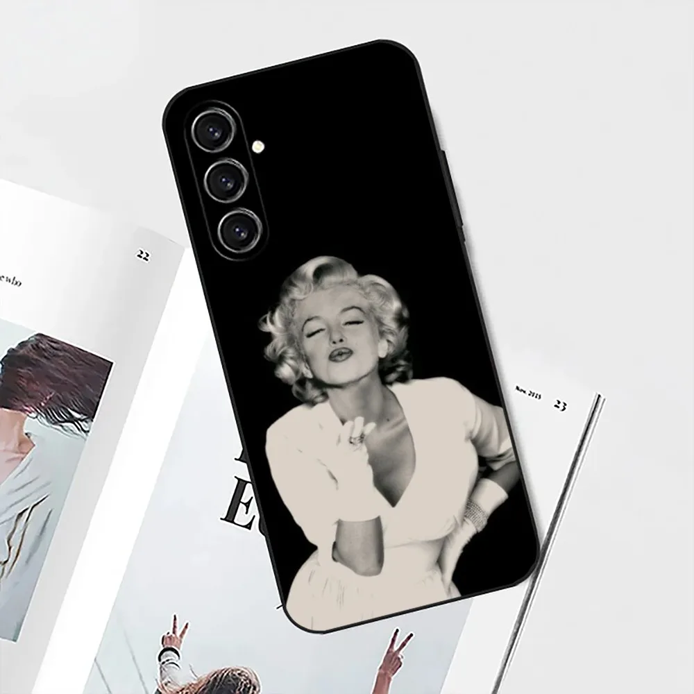 Sexy Girl M-Marilyn M-Monroe Phone Case For Samsung S25,S24,S21,S22,S23,S30,Ultra,S20,Plus,Fe,Lite,Note,10,9,5G Black Soft Shell