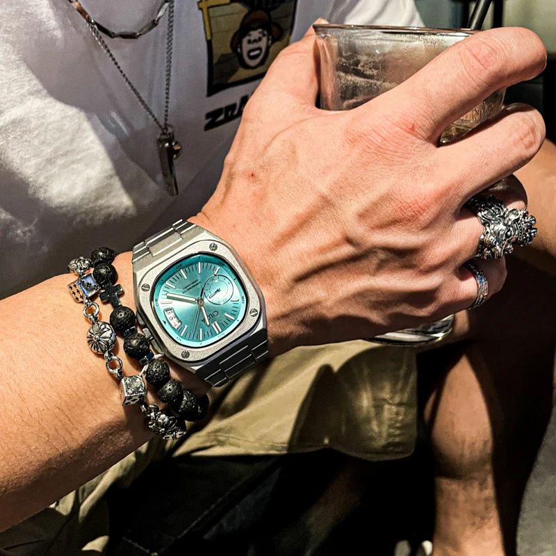 ساعة رياضية مربعة زرقاء من CILOA للرجال 2025 ماركة كبيرة الحجم فاخرة عالية الجودة هدية مثالية لصديقها ساعة كوارتز