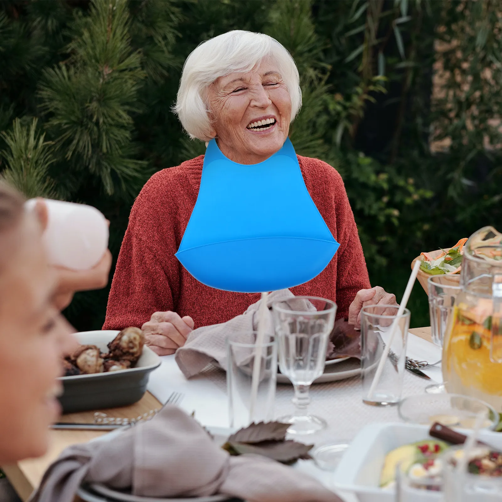 

Waterproof Silicone Adult Bib Household Multi-Function Clothing Protector Elderly Portable Comfortable Breathable Reusable