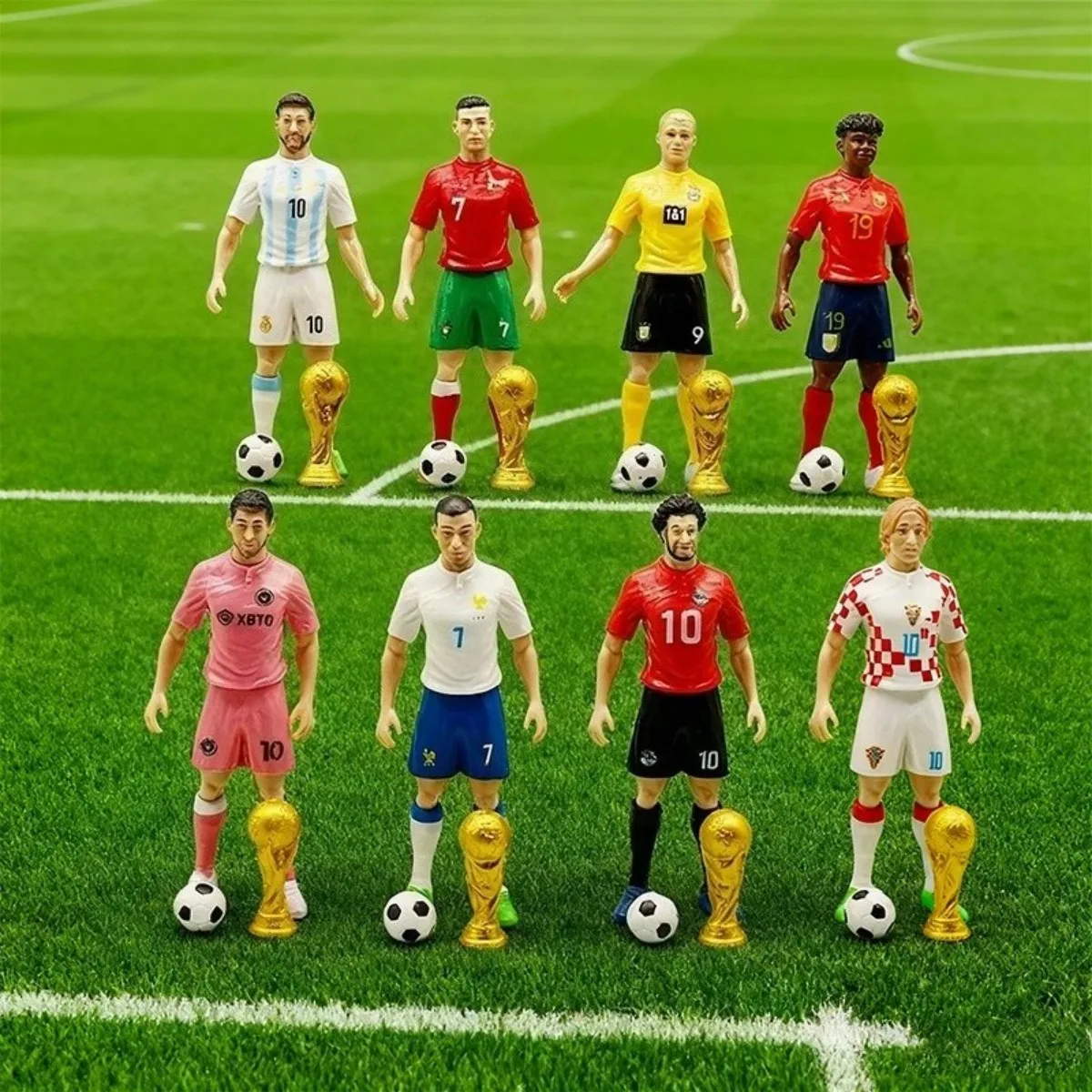 

2026 New World Football Star Figurine Lucky Charm Limited Edition Football Fan Doll Star Toy Ornament