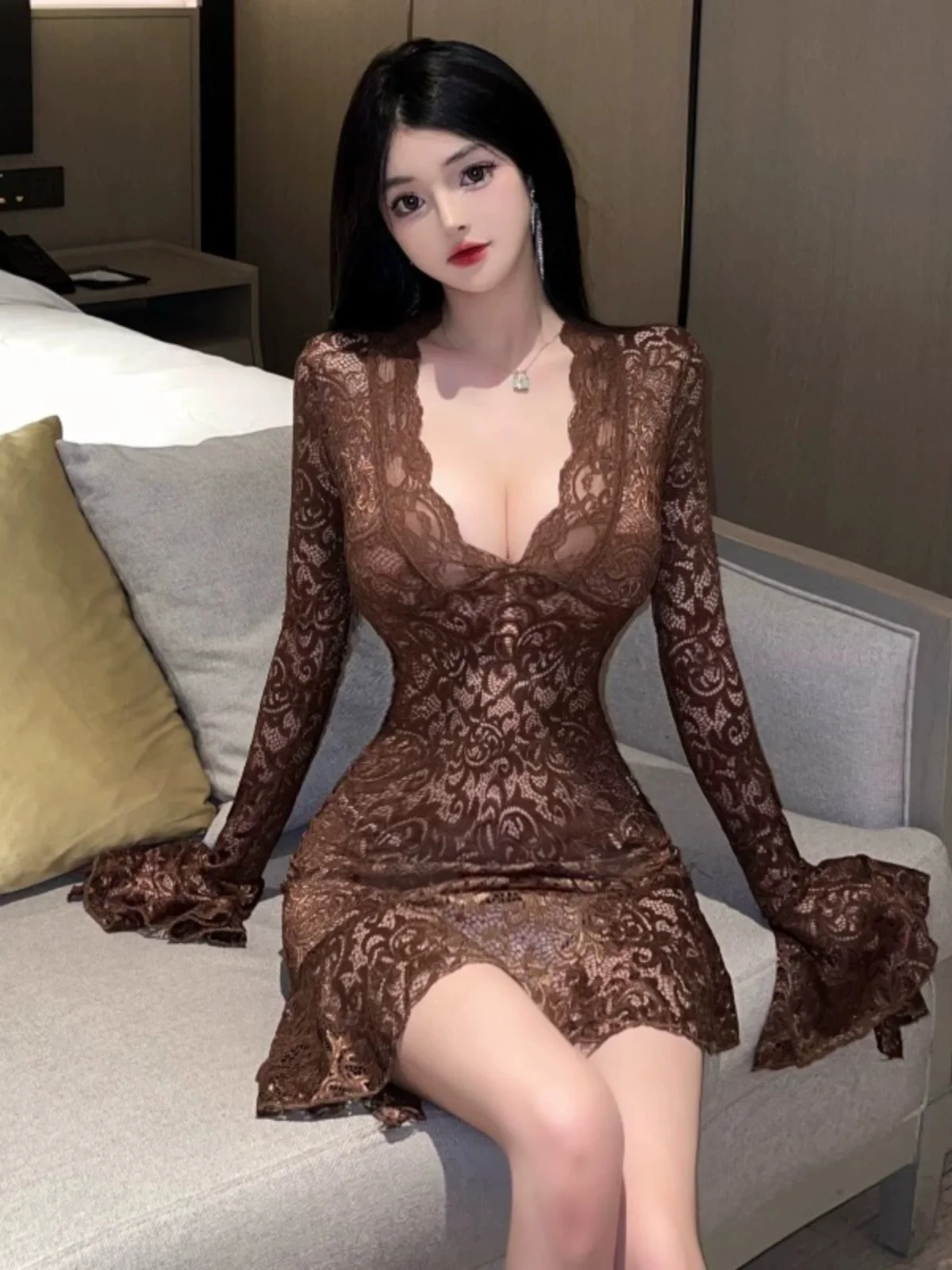 

Retro Lace See-tough Hollow Long Sve Bell Sve V-ne Sexy Spicy Girl Slim Fit Bodycon Pleated Skirt Dr Women