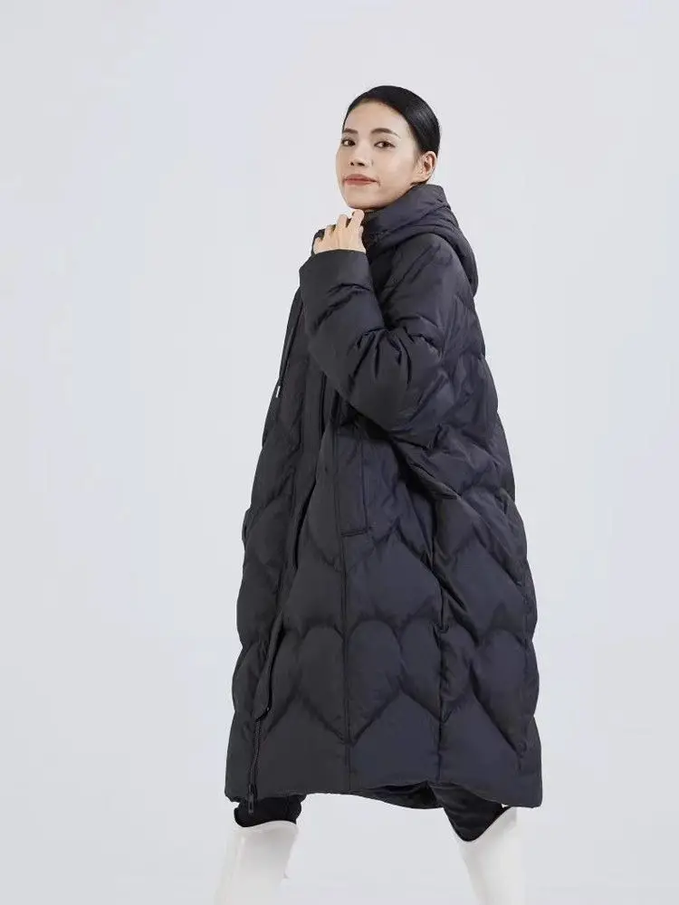 Piumino oversize in ganso con cappuccio da pendolare allentato da donna nuovo inverno 2025