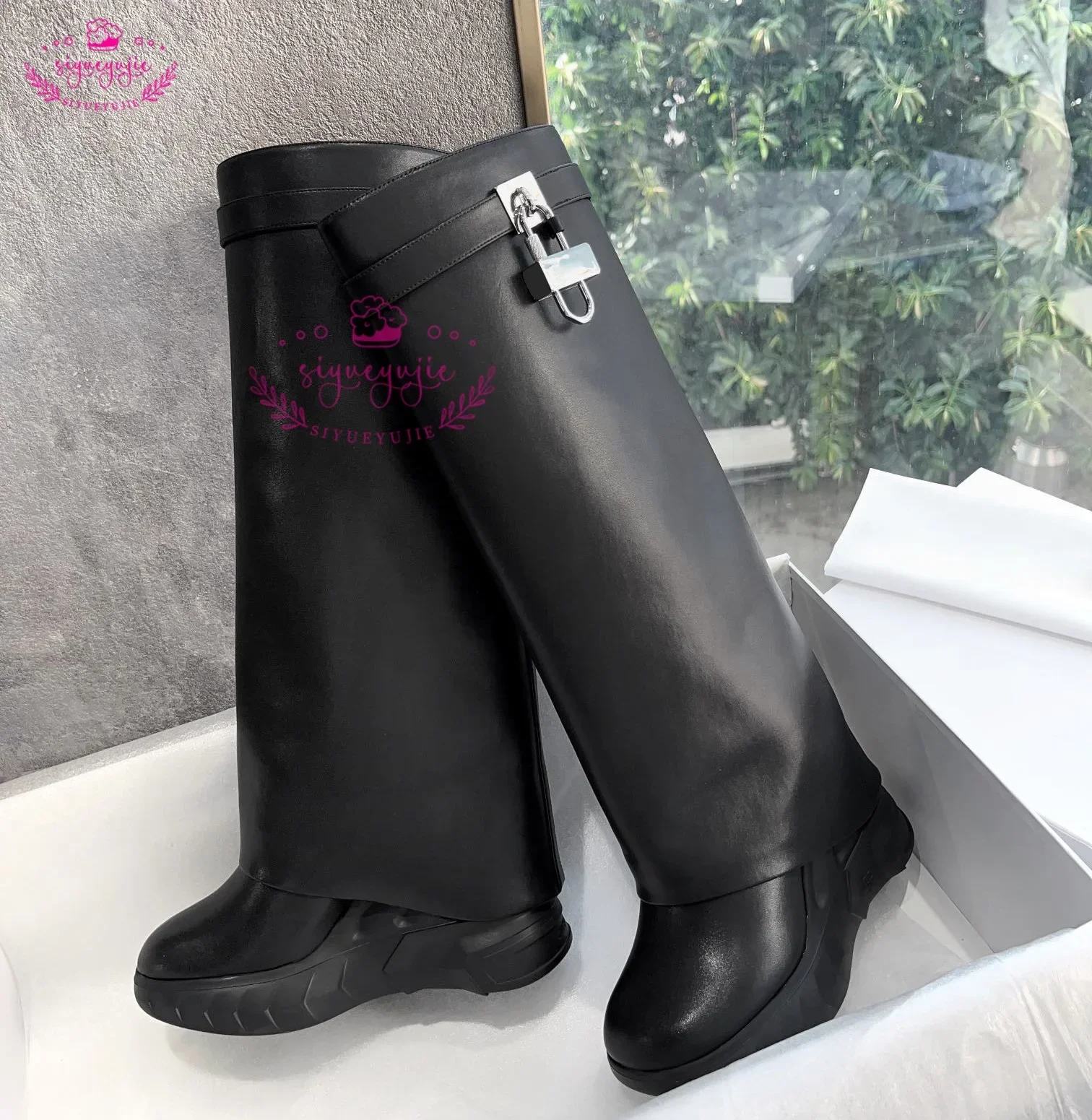 Shark Lock Biker Boots Grained Leather Ankle Boots Full Grain Leather  Designer Classic Warm Snow Boots   Botas De Mujer