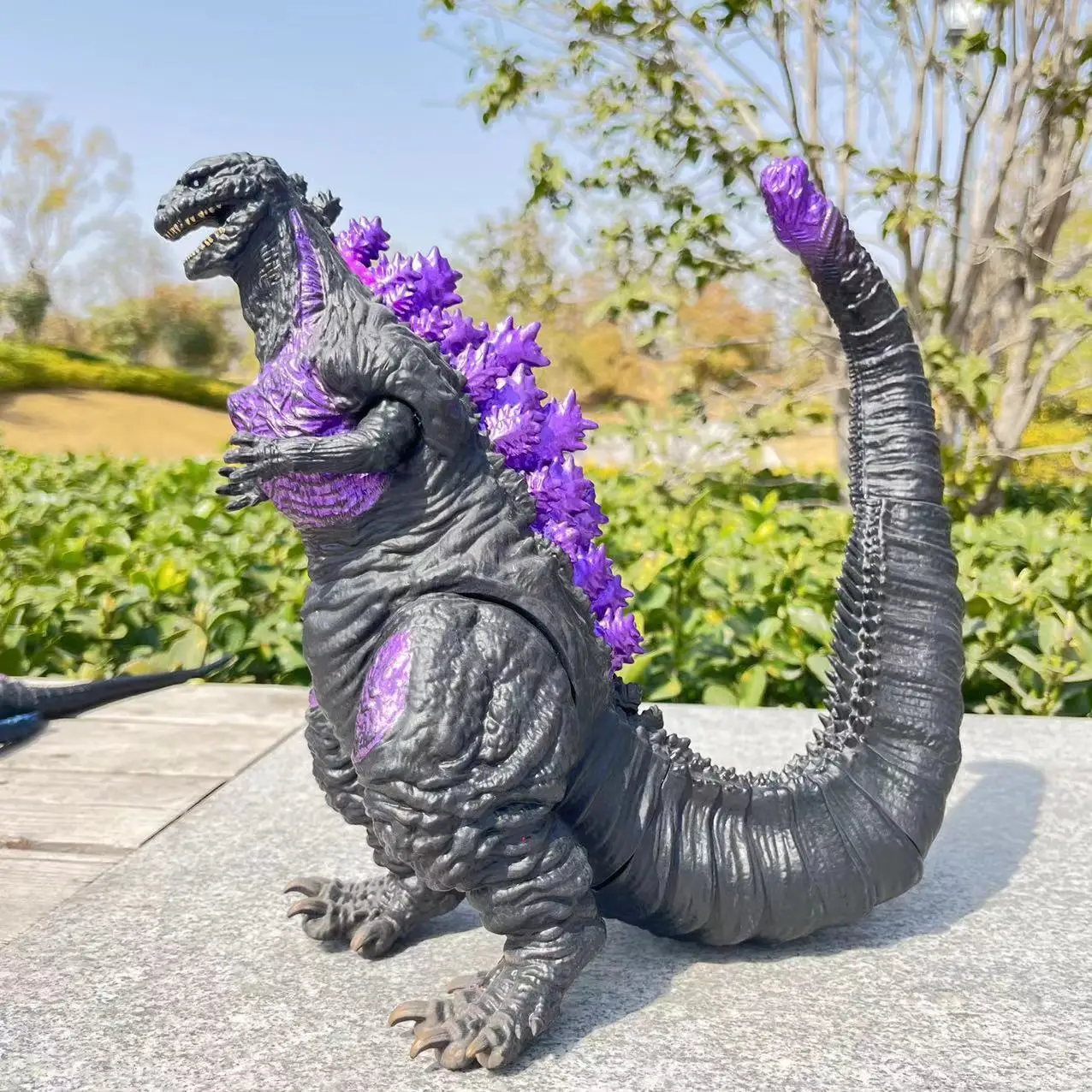 26cm large size Red Lotus Godzilla VS King Kong PVC Soft Rubber Joint Mobile Model Doll King Ghidorah Kid toy gift