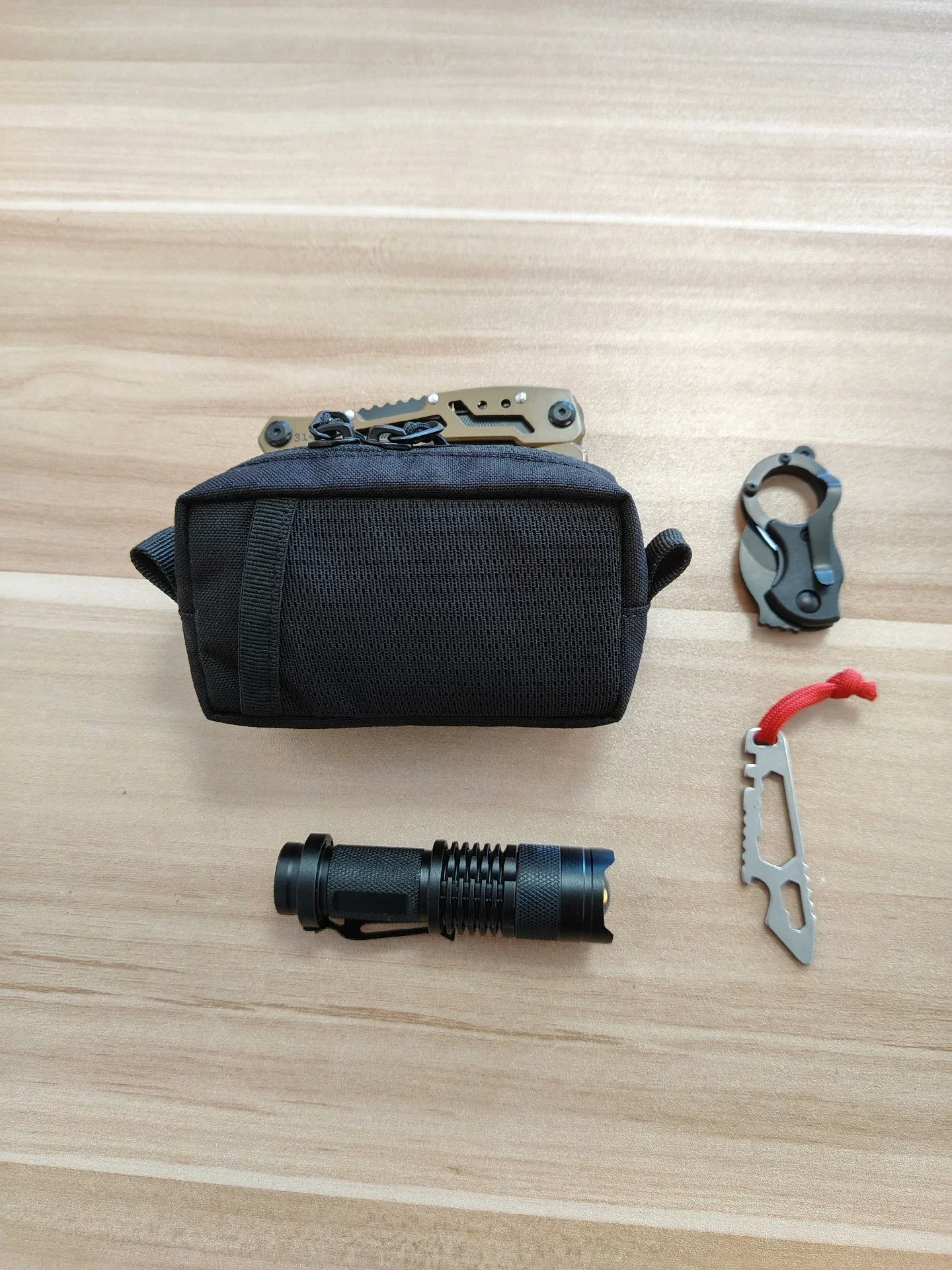 ​TomKing ​Tech Organizer - Shockproof EDC Pouch for Gadgets & Small Essentials