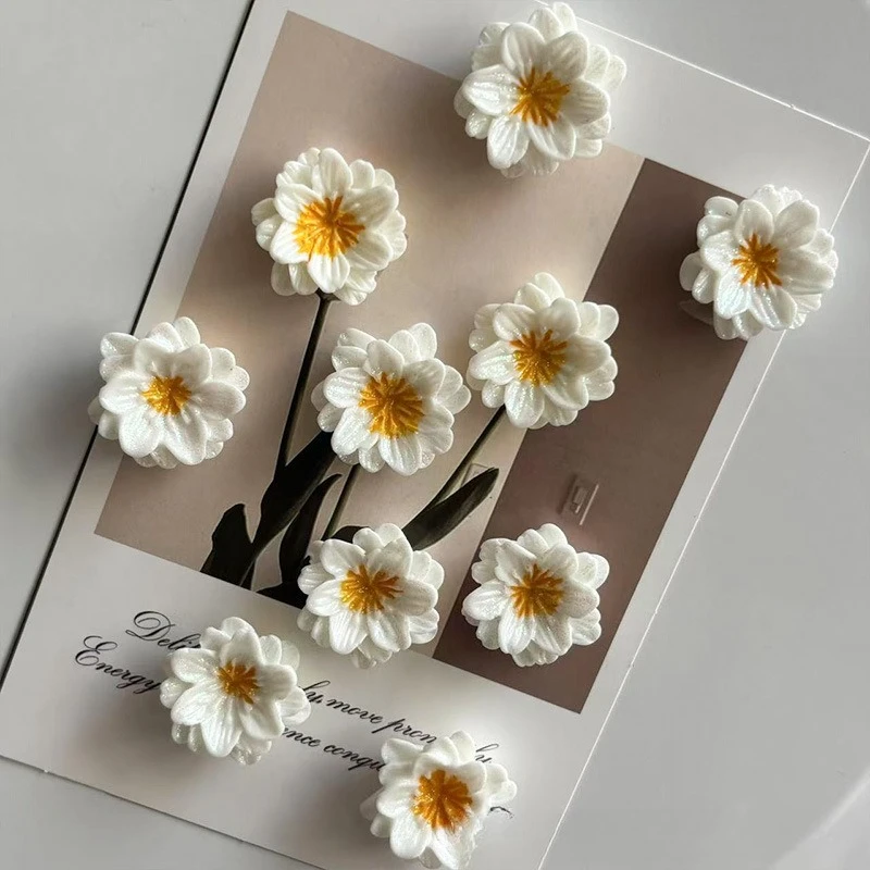6pcs Sweet White Small Chrysanthemum Sunflower Refrigerator Magnets Creative Fridge Magnet Decorative
