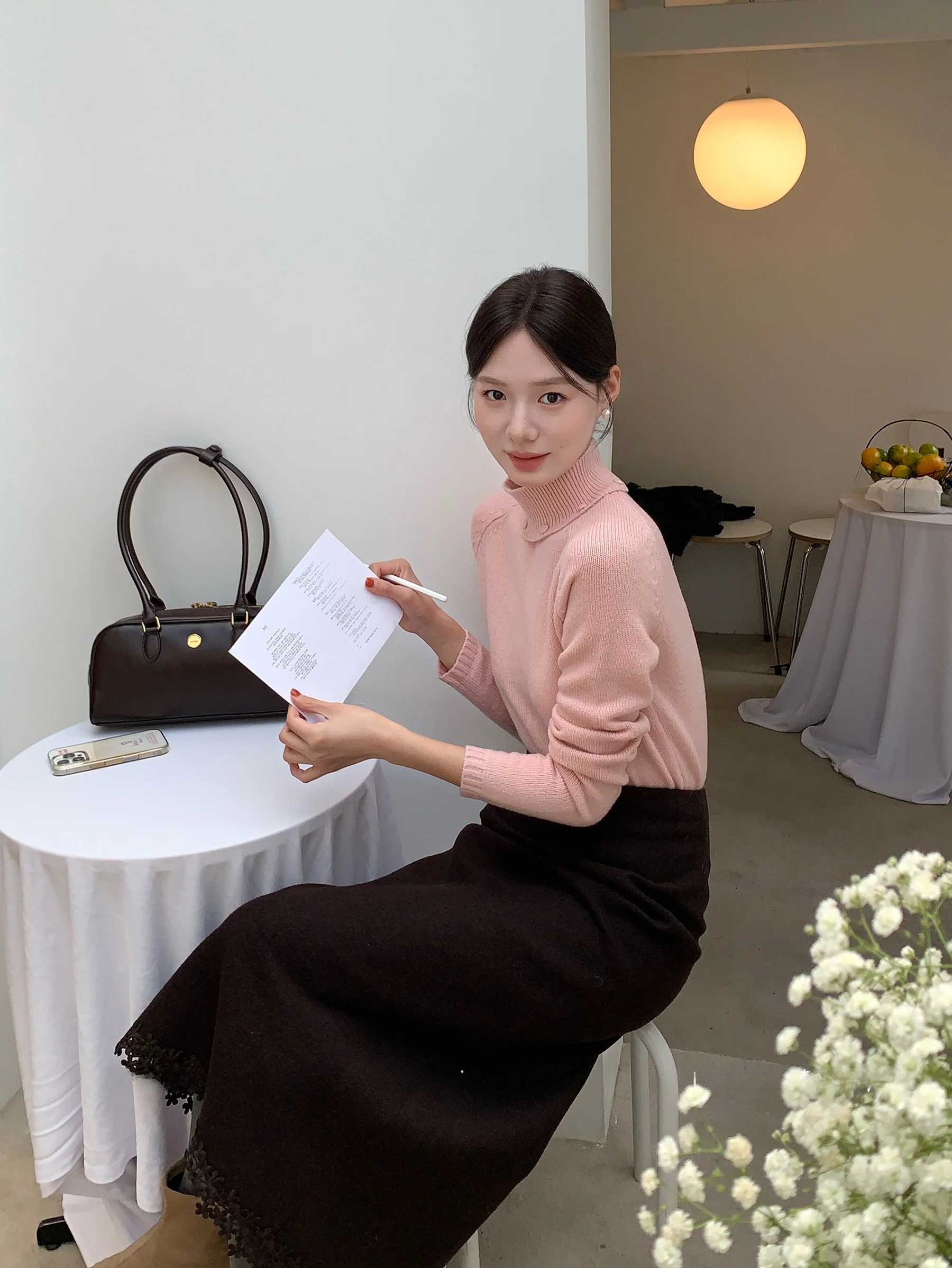 

Loose High Collar Fem Sweater with Detachable Collar Large Flower Design Comfortable Fit Long Sve Winter Knitwear