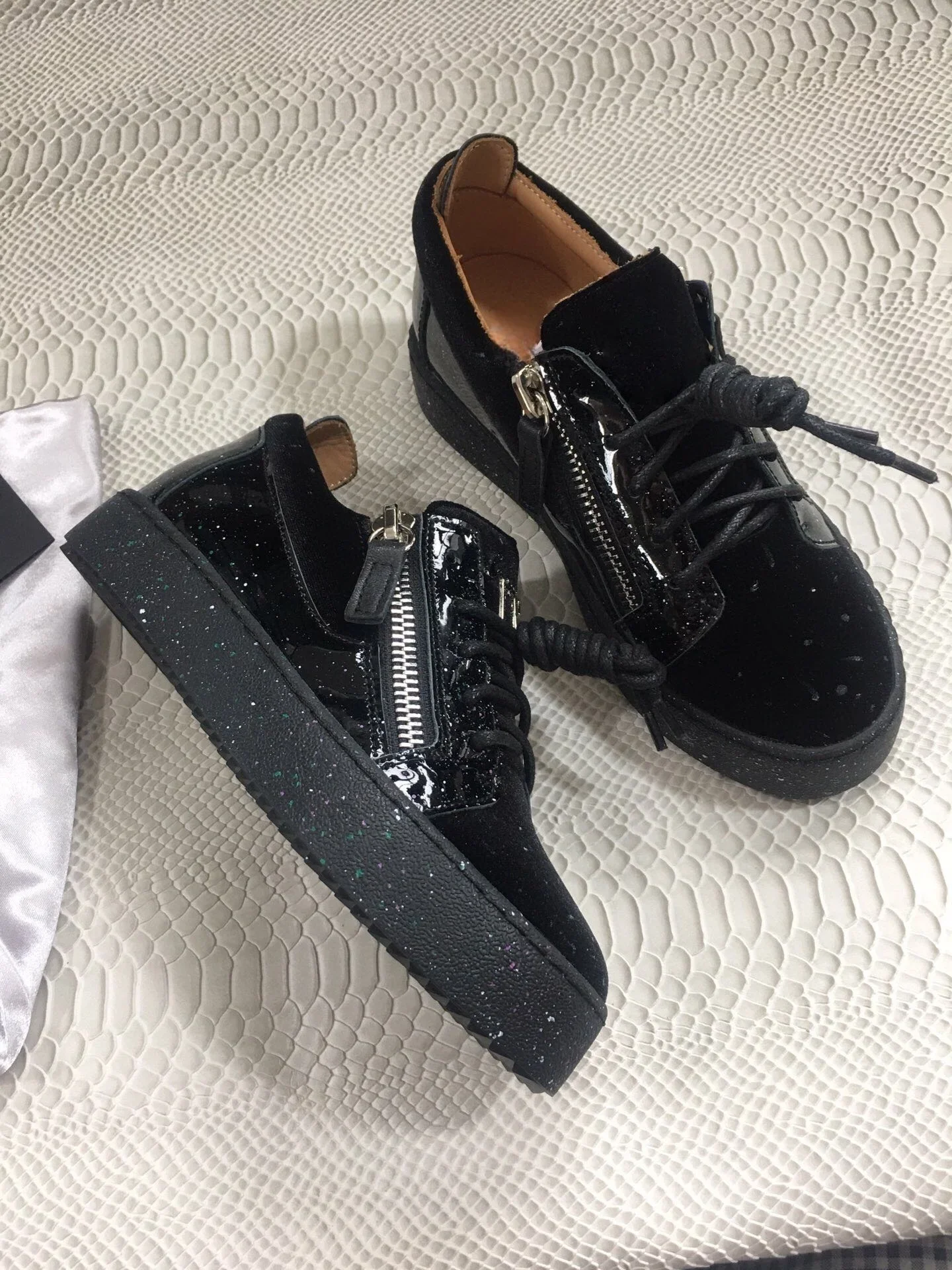 

New Fashion Casual Sneakers for Men Brand Designer Women Tennis shoes Luxury Real Leather GZ Loafers Sports shoes 35-48 G0019