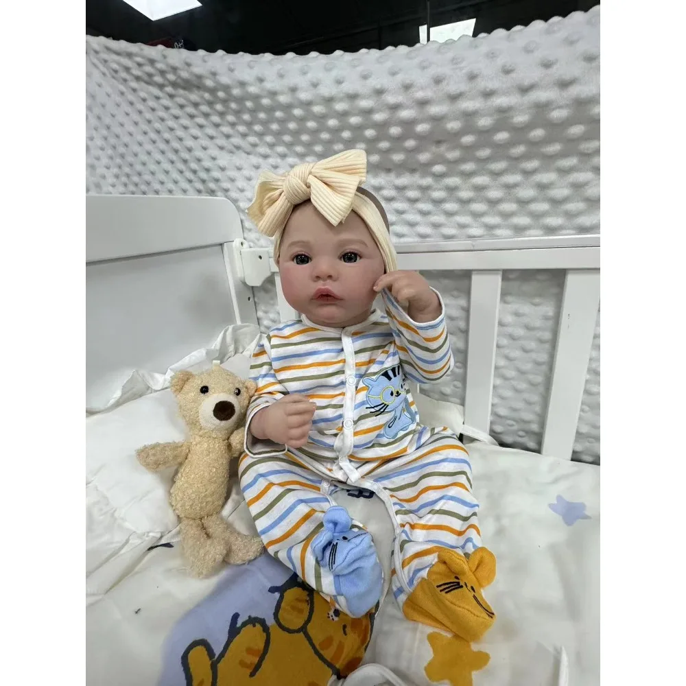 

Realistic Reborn Baby Dolls - 19 Inch Lifelike Newborn Baby Girl for Kids Age 3+ Gift Set