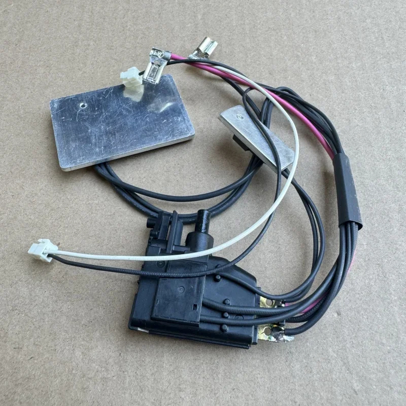 Original 650619-1 Switch for MAKITA HR261D BHR261RDE BHR262TZ/TRDE