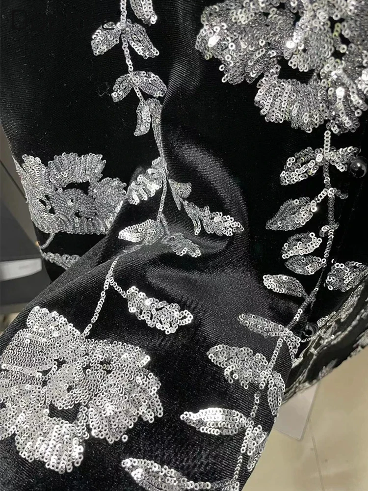 Industria pesada bordado de flores lentejuelas chaqueta de terciopelo con cuello levantado nuevo estilo chino chaqueta de moda Retro para mujer primavera otoño