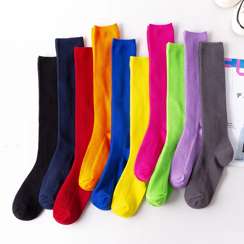 Chaussettes de couleur unie pour femmes, mollets larges, Tube central respirant, noir, blanc, épais, hauteur du genou, chaussettes longues en coton