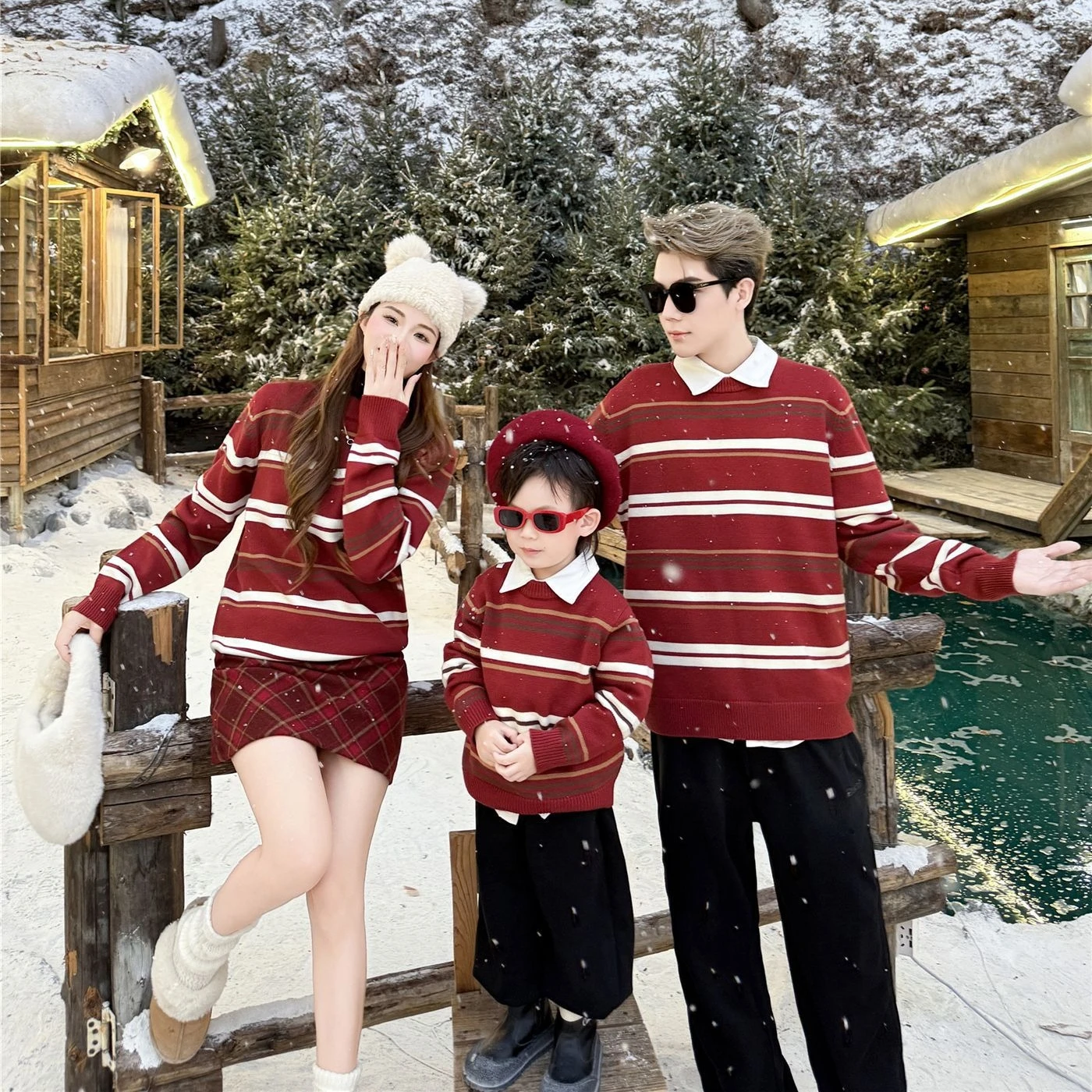 

‌2026 Christmas Family Matching Red Knitted Sweaters for Mom Baby Toddler Girls Boys Unisex Gift Clothes New Year Party Outfit
