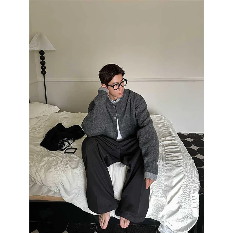 سترة محبوكة للرجال من American Sle معطف بطبقة مزدوجة وياقة مكونة من قطعتين سترة مفتوحة عصرية اللون Blo Lazy Old Money...