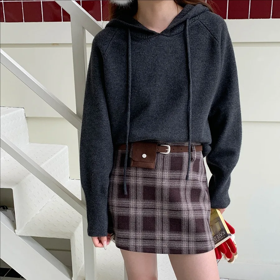 

Женский повседневный вязаный пуловер с капюшоном на шнурке, зима 2025 г., топ с длинными рукавами — удобный трикотаж для холодной погоды