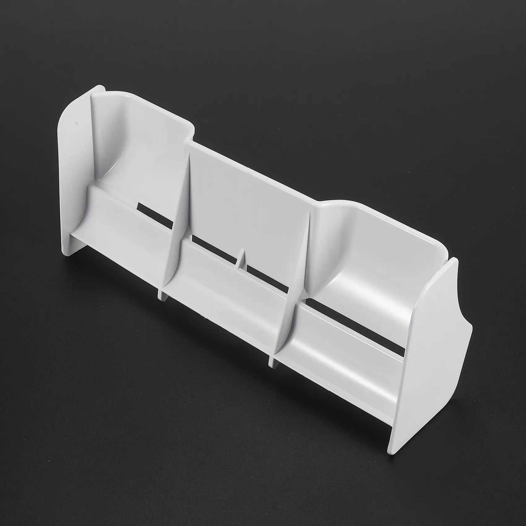 현대적인 1:8 버기 RC 자동차 전기 구동 트럭용 플라스틱 꼬리 날개 흰색