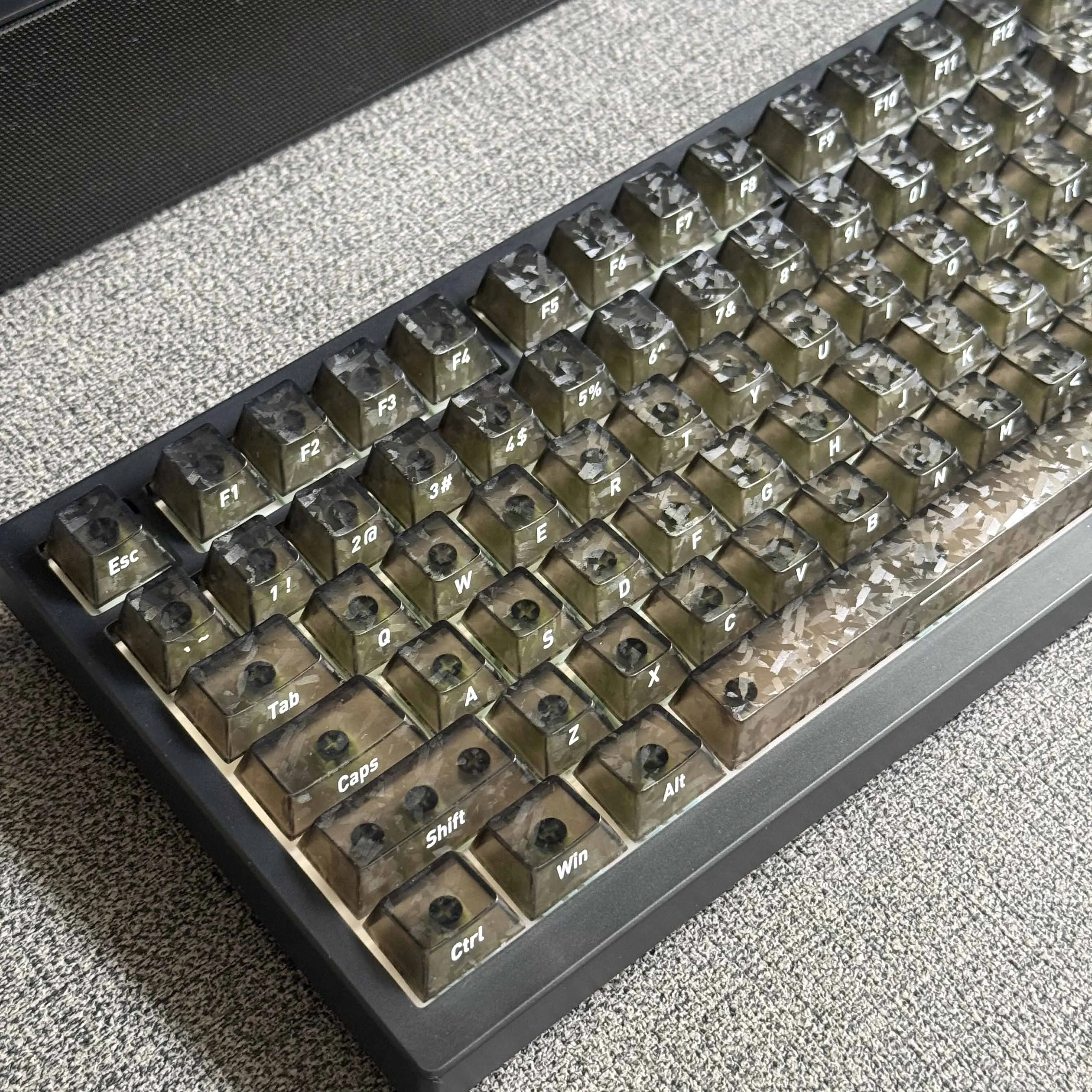 Carbon Fiber Pattern Translucent PC Keycaps Top & Side-Legend RGB Compatible Custom Gaming for 61/68/75/87 Mechanical Keyboard