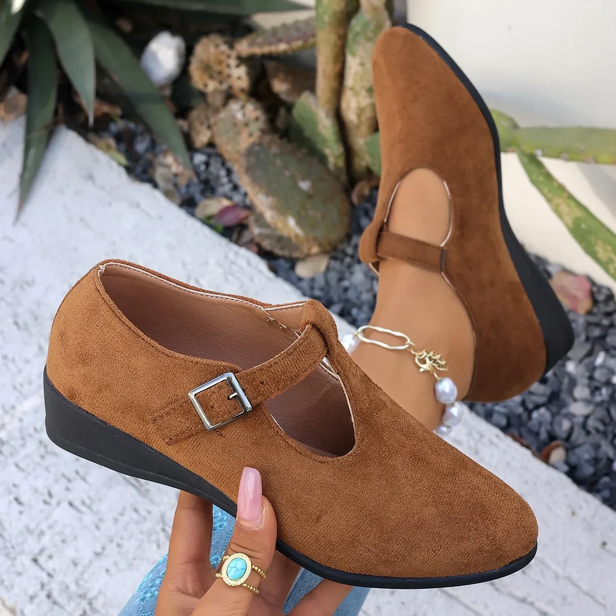 Bequeme T-Strap Mary Jane Wedges für Damen, Obermaterial aus Wildleder & niedriger Keilabsatz, Alltagsschuhe – Detail 3