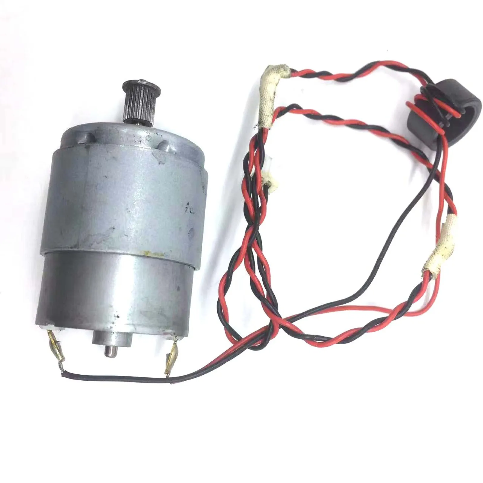 Silnik karetki EM-661 pasuje do Epson ET-2700 ET-2721 ET-2751 ET-2712 ET-2756 ET-2711 ET-2750U ET-2720 ET-2715 ET-2750 ET-2760