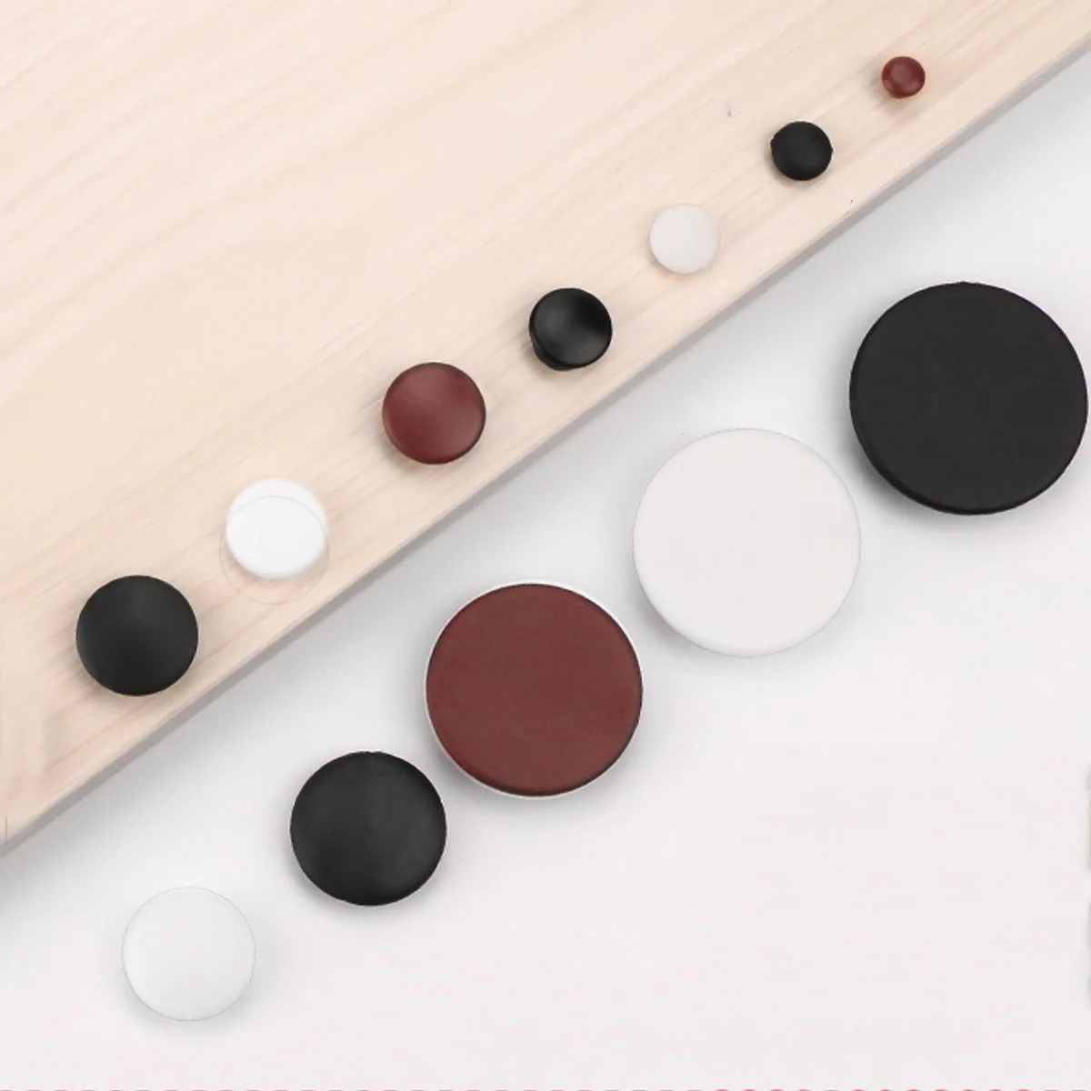 100 pezzi 5 mm coprivite tappi cerniera decorativi per porte dell'armadio mobili per finestre coperture per bulloni in plastica nera piastra cerniera