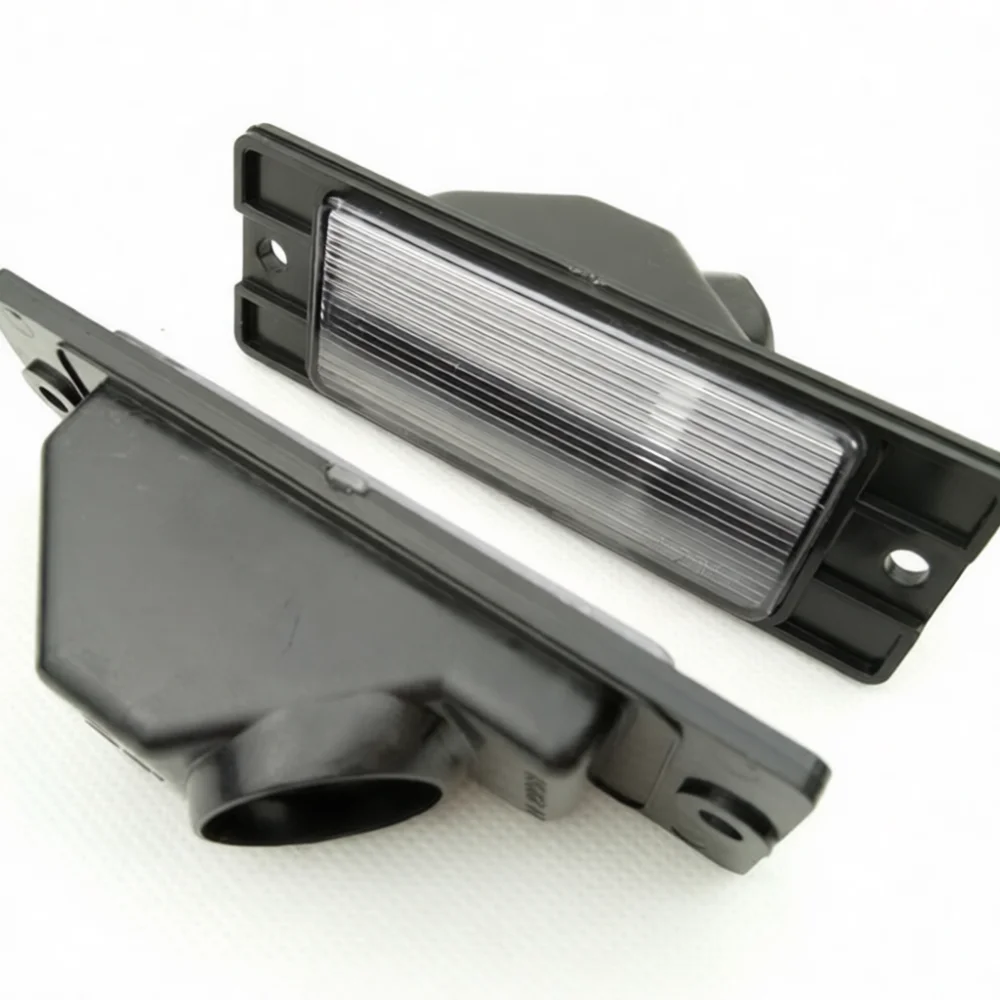 LED High Mount Third Brake Light Fit For Mitsubishi Outlander 2013 2016 Rear Stop Lamp Vehicle Safety Warning Parts 8334A113