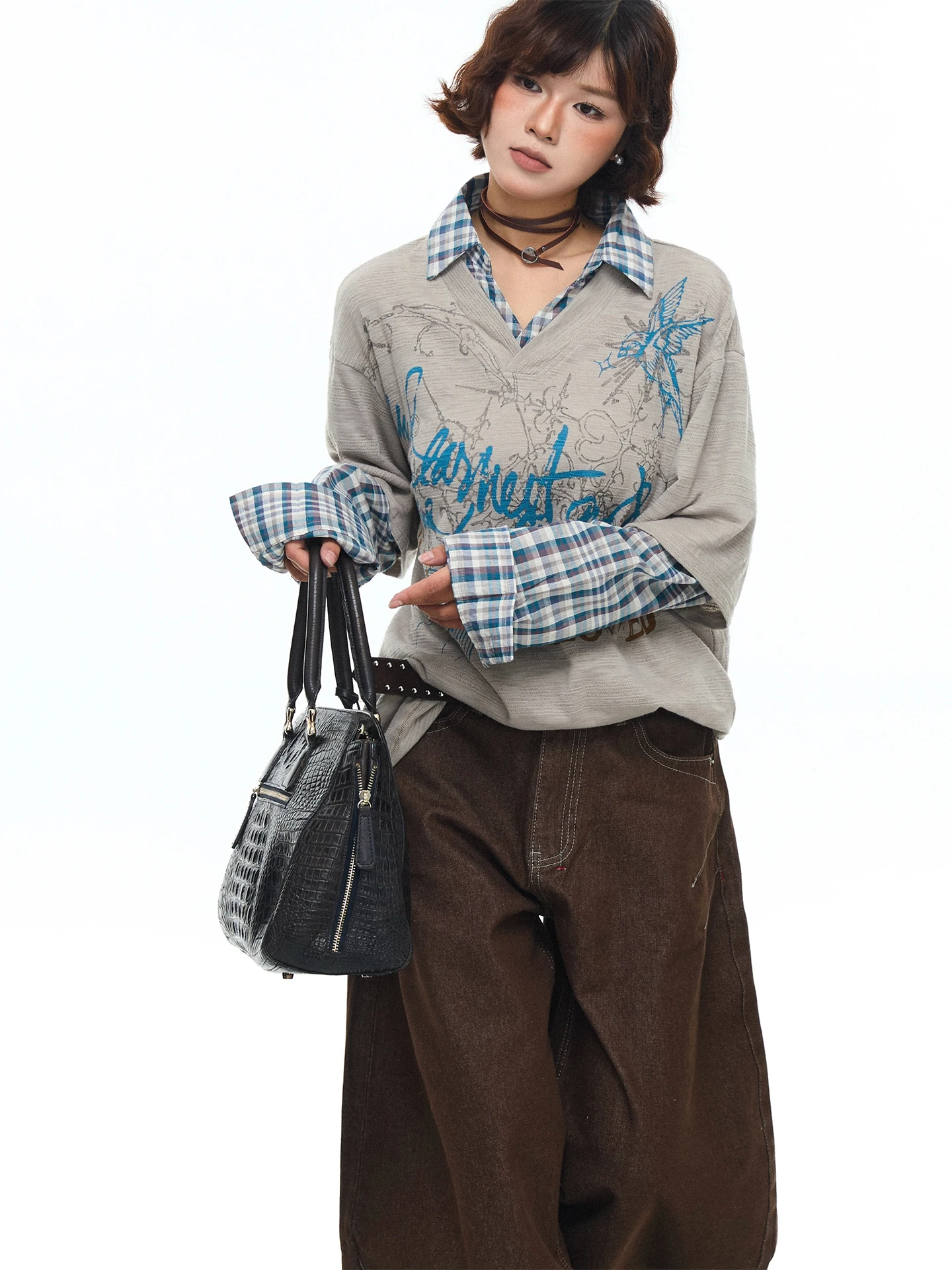 

Chen Zhanlao Store American Retro Letter Print Plaid Long Sve T-irt Women Casual Color Blo Loose Fake Two-Piece Top