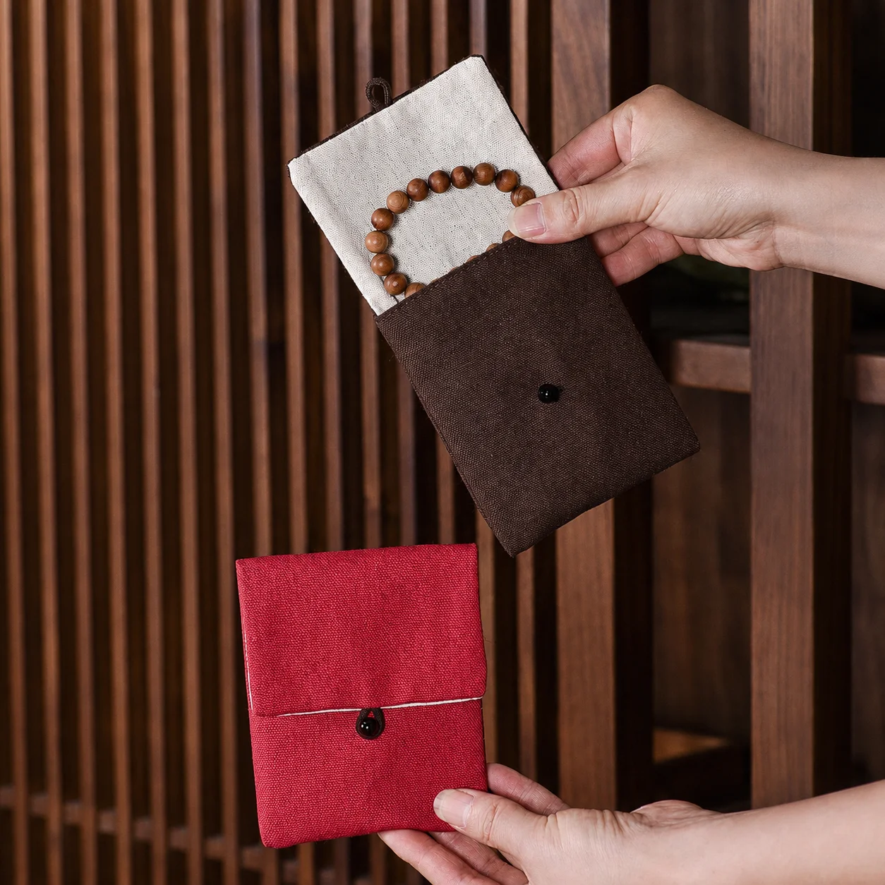 Button Closure Flip Bag Fine Stitched Cotton Linen Jewelry Pouch Double Layer Jewelry Bag Artistic Jewelry Storage Bag For Daily