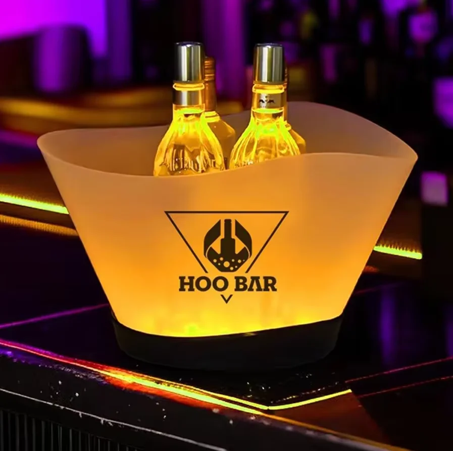 Botella de cerveza con logotipo personalizado de plástico de 12L, cubo de hielo LED luminoso, enfriador de Belvedere, bar, vino, champán, cubo de hielo de plástico, bañeras para bebidas