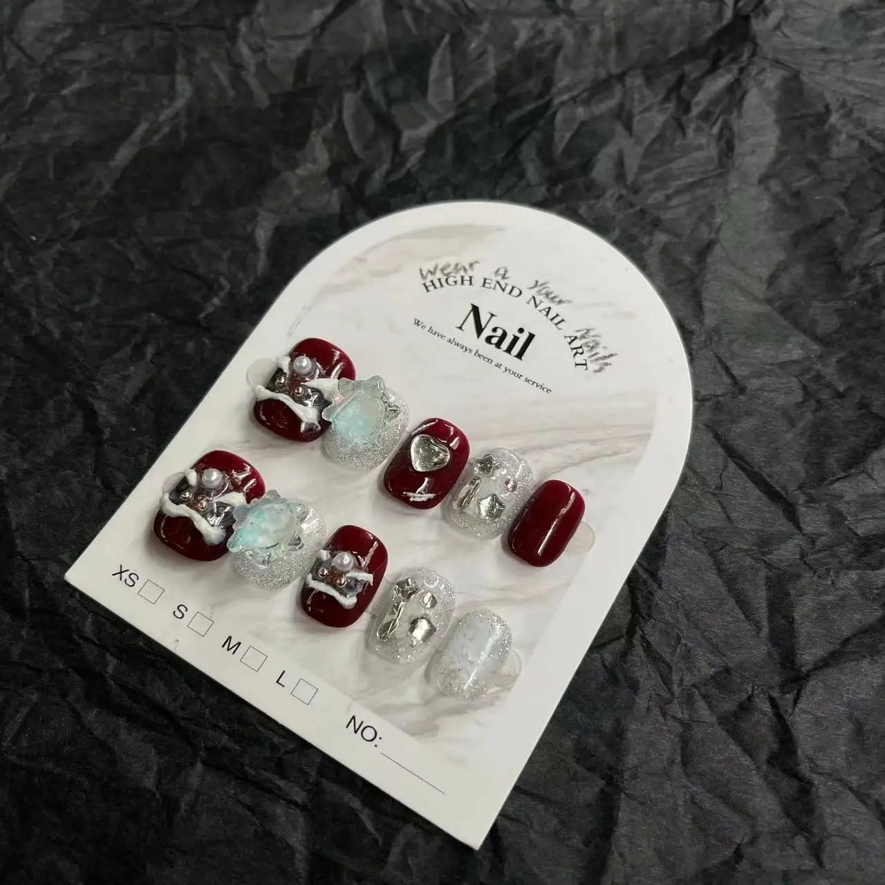 Handmade 3D Rhinestone Unhas Falsas, Imprensa Bonito nas Unhas, Cobertura Completa, Dicas De Unhas Falsas Artificiais, Design De Leão Vermelho, 10Pcs