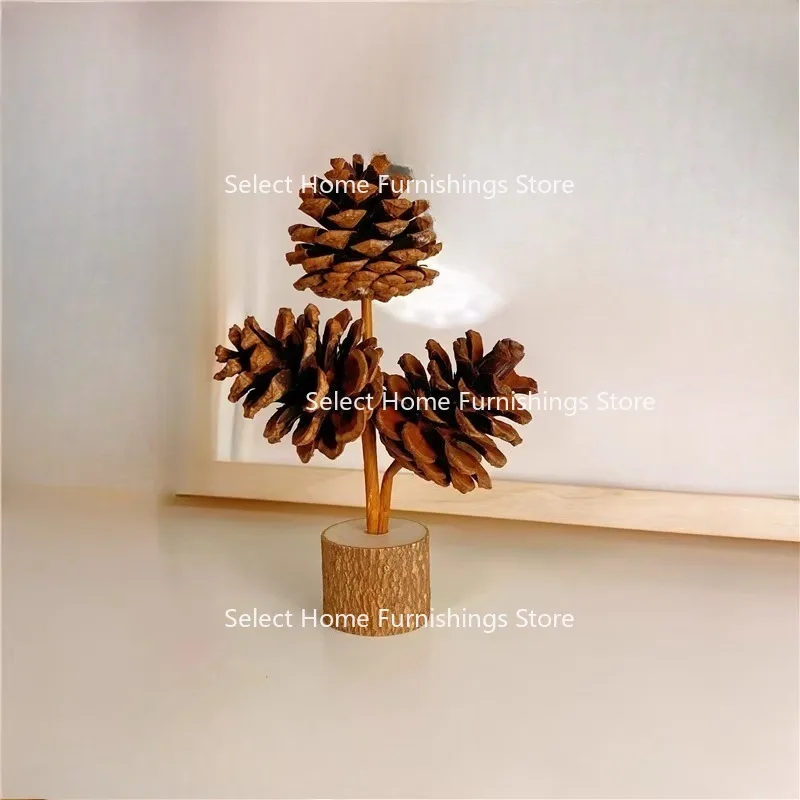Suitable for Pine Cone Tabletop Ornament Decoration Three-headed Round Wood Chips