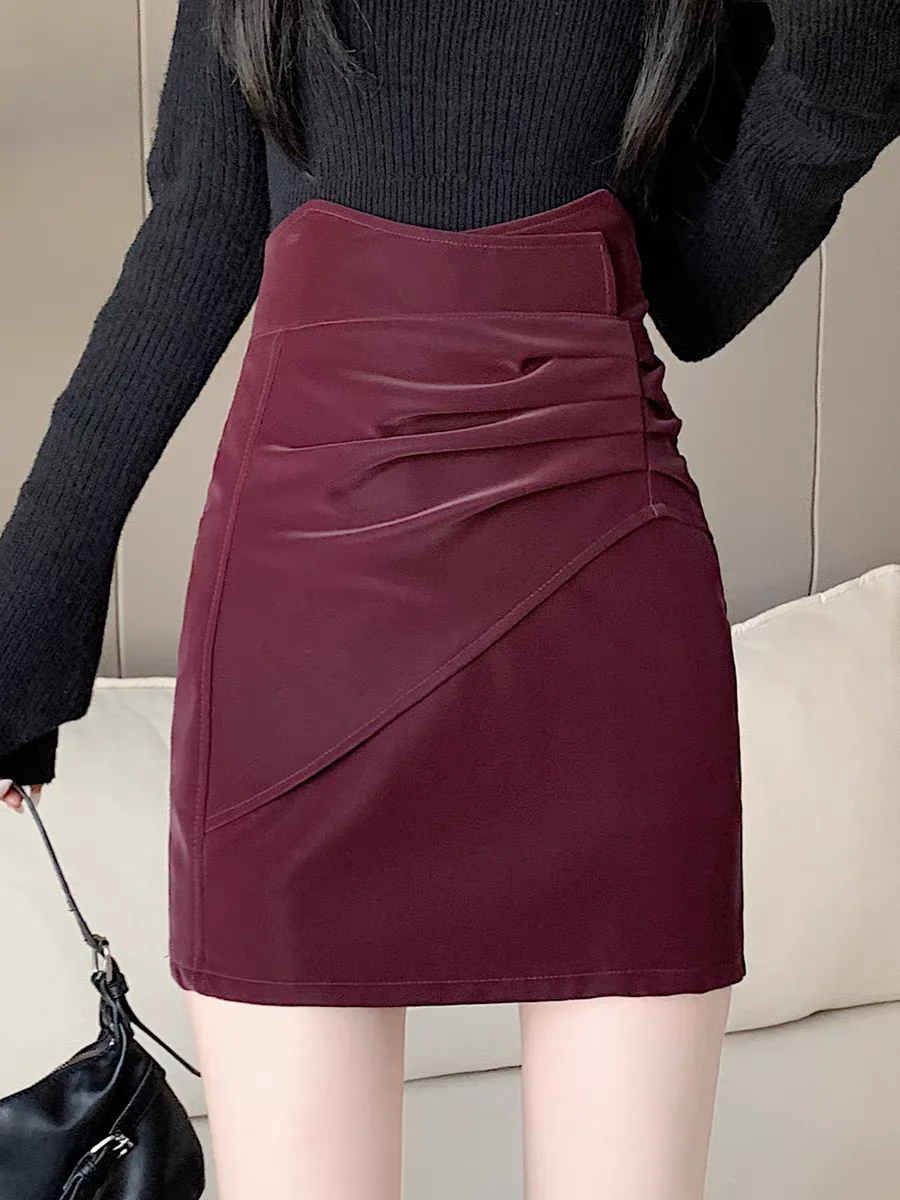 Mini jupe asymétrique en velours à la mode: jupes crayon amincissantes taille haute pour petites femmes-automne 2025 nouveauté