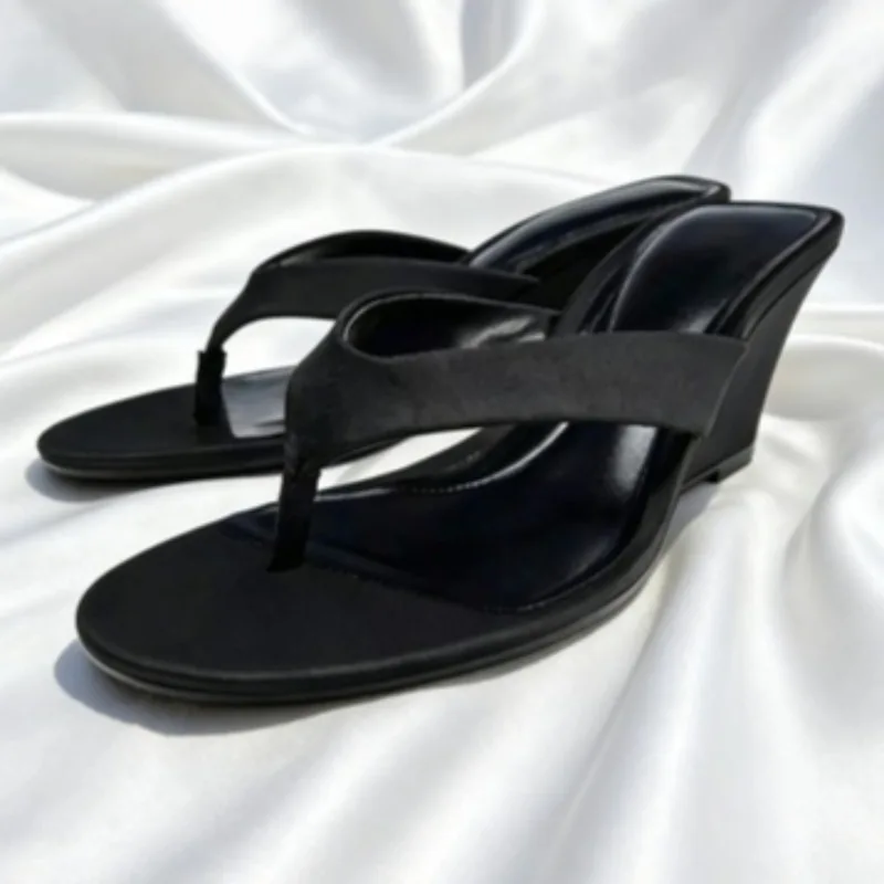

Street Style Wedge Slippers Women Light Breathable Flip Flops for Ladies Sexy Clip Toed High-heeled Sandals Summer Women's Shoes