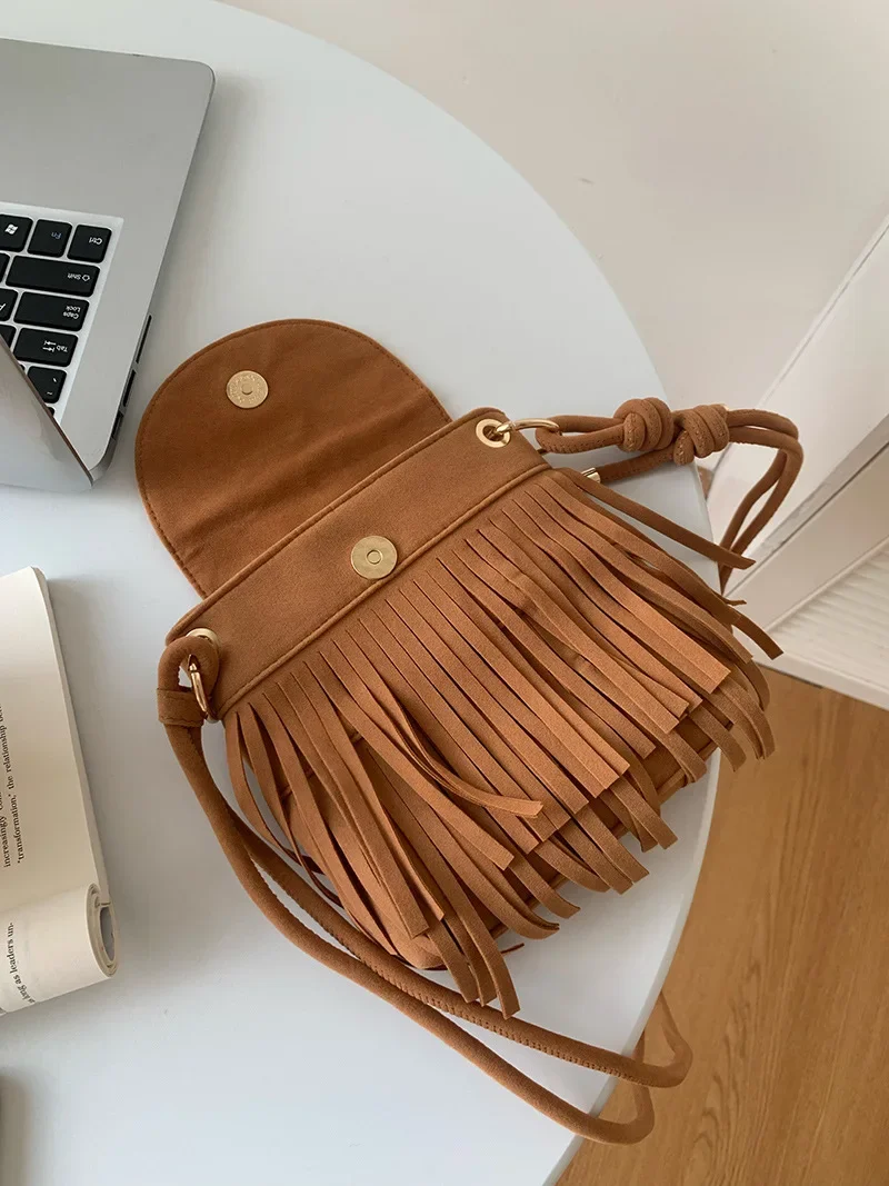 Vintage Faux Suede mobile phone bag for women shoulder bags small Tassels Crossbody little bag ladies handbag bolsas brown