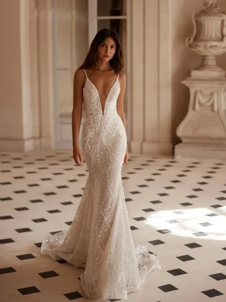 Flavinke カスタマイズされたセクシーなディープ V ネックスパゲッティストラップブライダルガウン刺繍ビーズレースウェディングドレスマーメイド Vestido De Novia