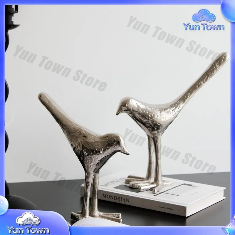 India imported aluminum silver bird ornament modern simple Nordic model room living room entrance wine cabinet decoration