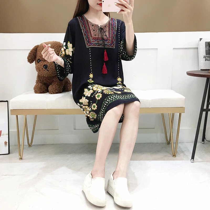 Abito da spiaggia Boho ricamato in cotone sciolto stile etnico Abito longuette estivo casual con nappe a fiori